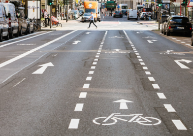 Webinar | Juristische Einschätzungen zur neuen Straßenverkehrsordnung: Welche Möglichkeiten ergeben sich für Kommunen? Webinar | Juristische Einschätzungen zur neuen Straßenverkehrsordnung: Welche Möglichkeiten ergeben sich für Kommunen?