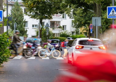 Fachgruppe mit Exkursion | Sicher zur Schule - Kindgerechte Schulumfeldgestaltung am Beispiel Hennef Fachgruppe mit Exkursion | Sicher zur Schule - Kindgerechte Schulumfeldgestaltung am Beispiel Hennef