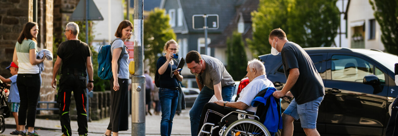 Fachgruppe | Stadt- und Dorfentwicklung: Der Weg zu einer sozialverträglichen Mobilität und warum dies Allen nützt Fachgruppe | Stadt- und Dorfentwicklung: Der Weg zu einer sozialverträglichen Mobilität und warum dies Allen nützt