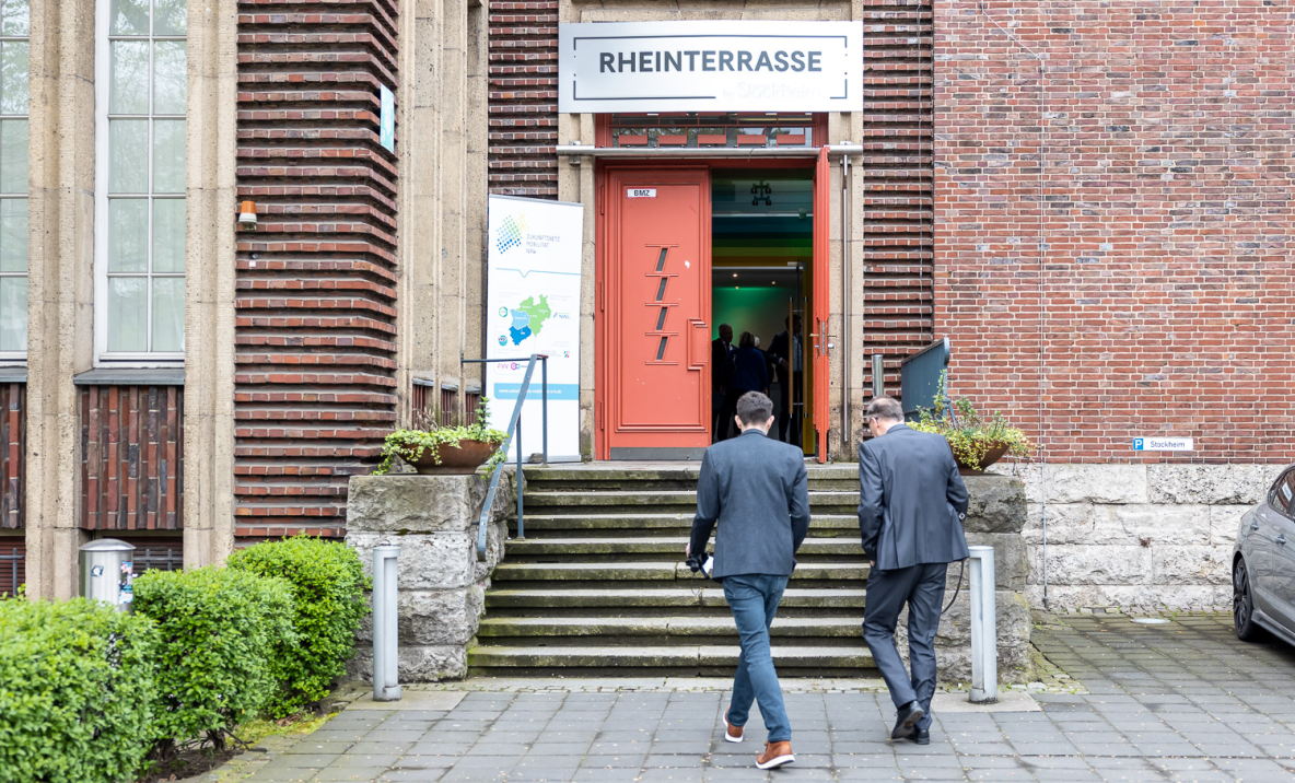 Smilla Dankert | Zukunftsnetz Mobilität NRW