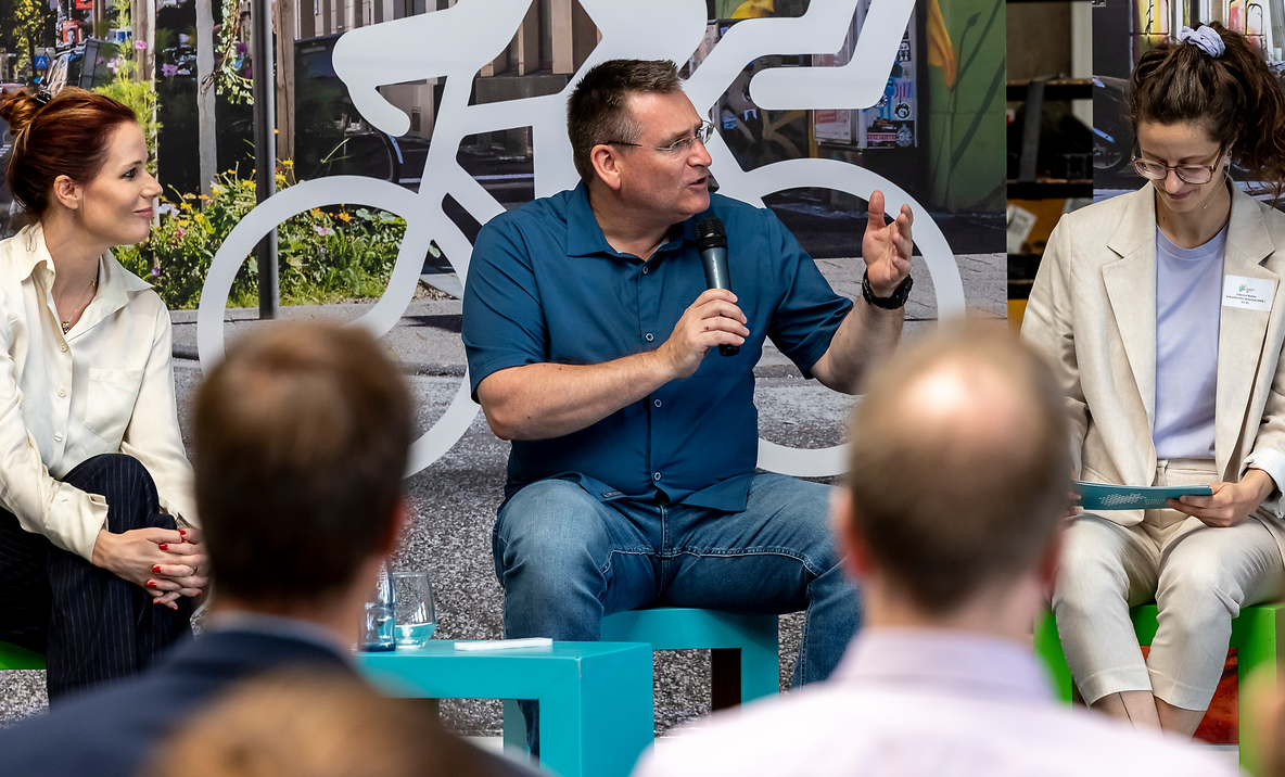 Smilla Dankert | Zukunftsnetz Mobilität NRW