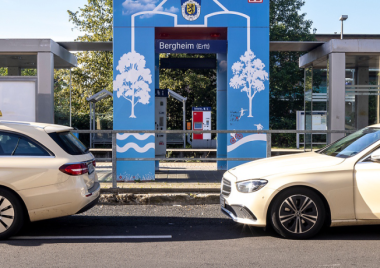 Weitere Wege im Nahverkehr – Das ÖPNV-Taxi als ergänzende Mobilitätslösung Weitere Wege im Nahverkehr – Das ÖPNV-Taxi als ergänzende Mobilitätslösung