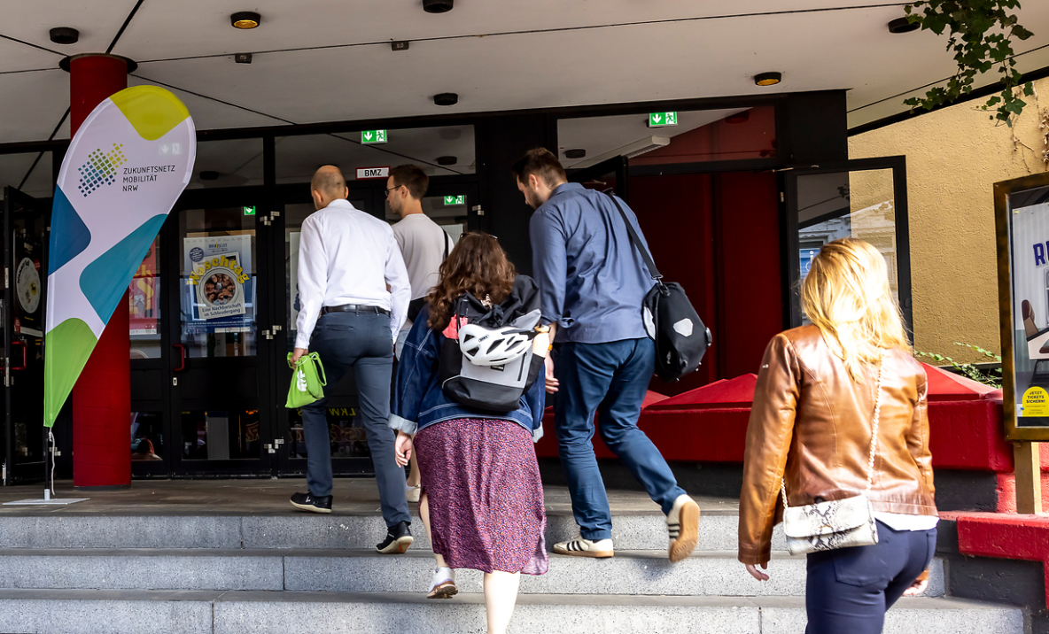 Smilla Dankert | Zukunftsnetz Mobilität NRW