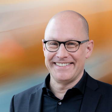 Dr. André Wolf